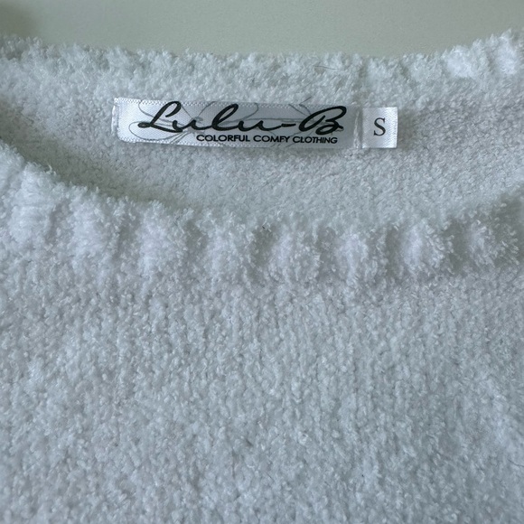 Lulu B White Chenille Starfish Embroidered Sweater Size S - Picture 4 of 10